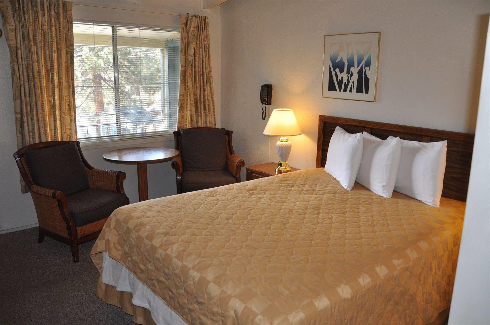 Cedar Inn & Suites South Lake Tahoe Zewnętrze zdjęcie