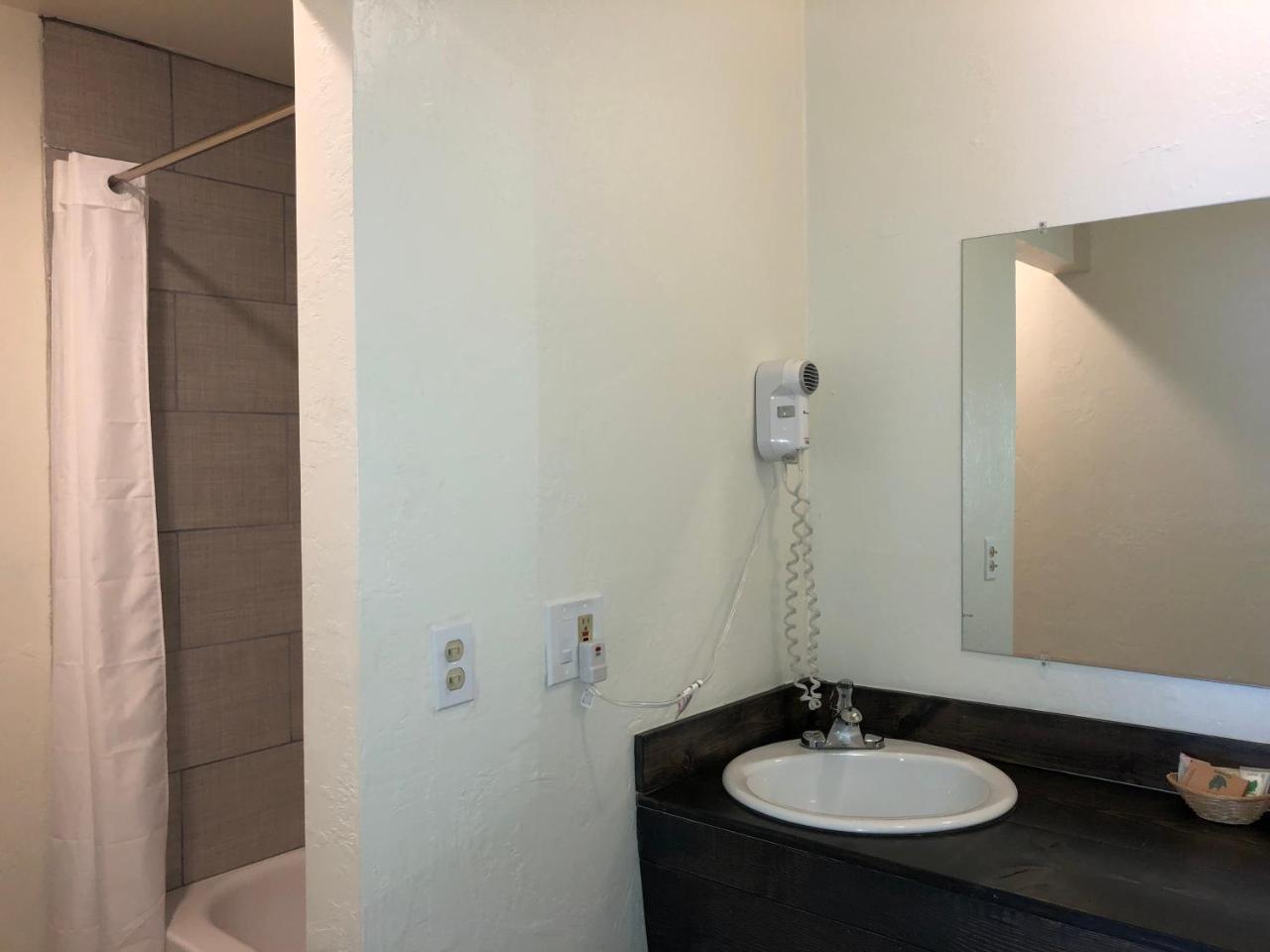 Cedar Inn & Suites South Lake Tahoe Zewnętrze zdjęcie