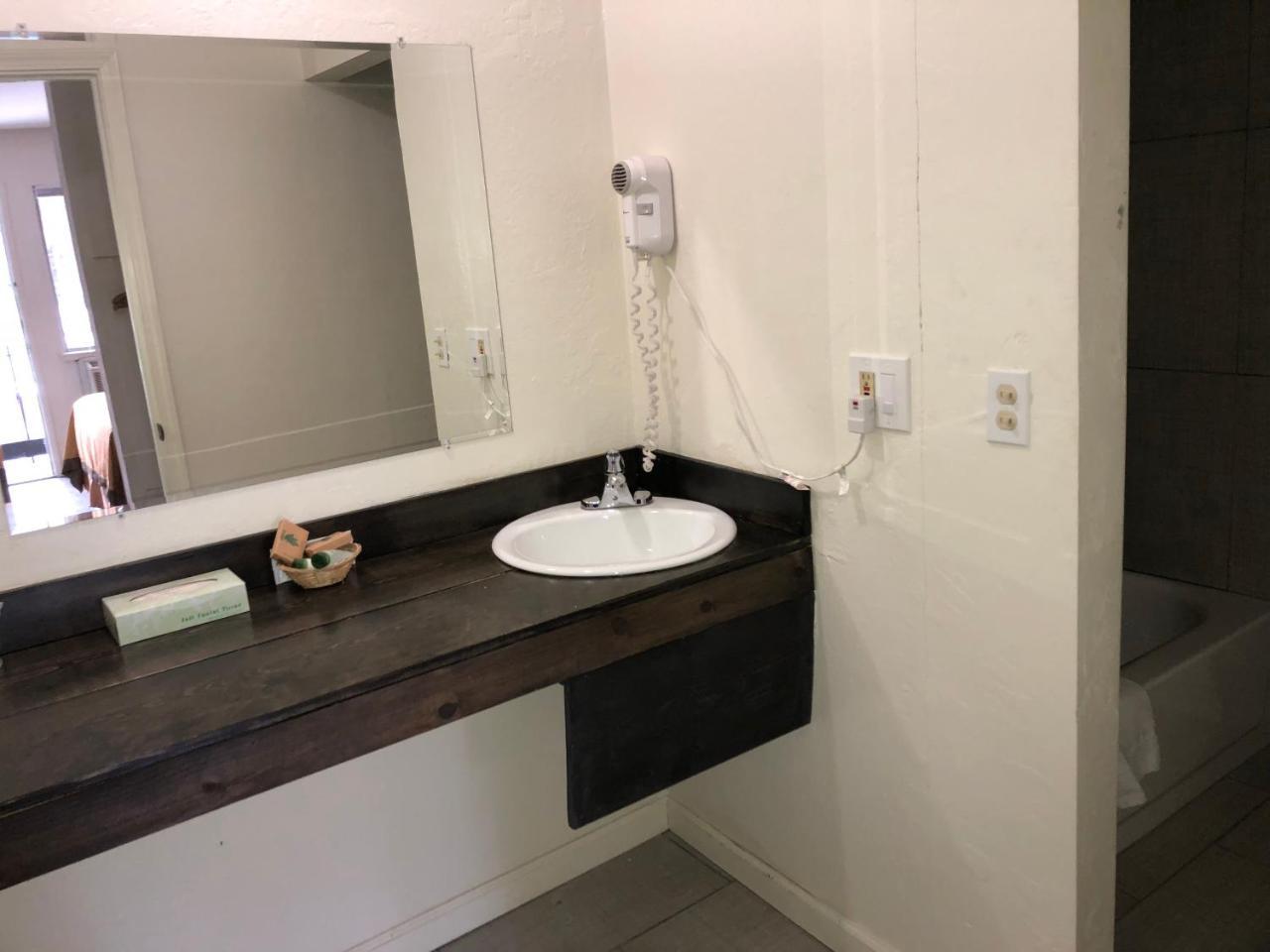 Cedar Inn & Suites South Lake Tahoe Zewnętrze zdjęcie